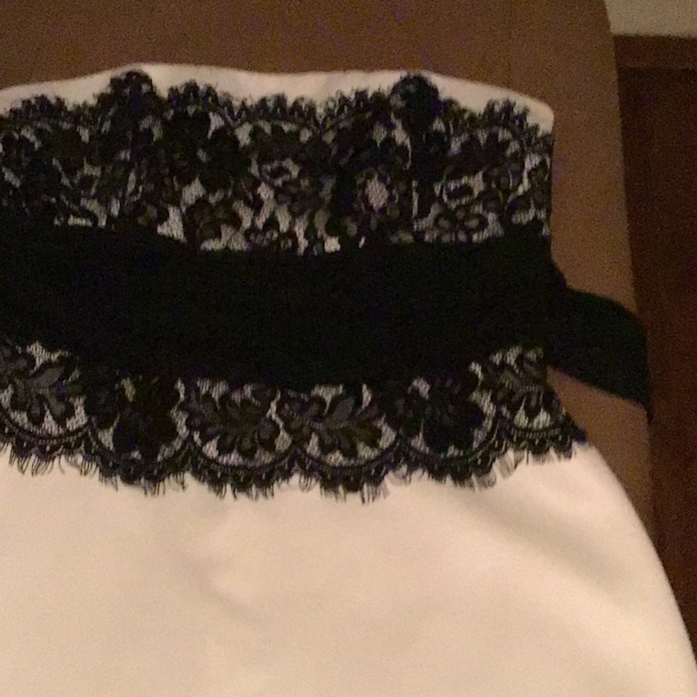 Dress - Picture 2 of 5